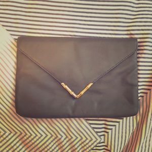 BRAND NEW Gorgeous, Italian leather, gray clutch!